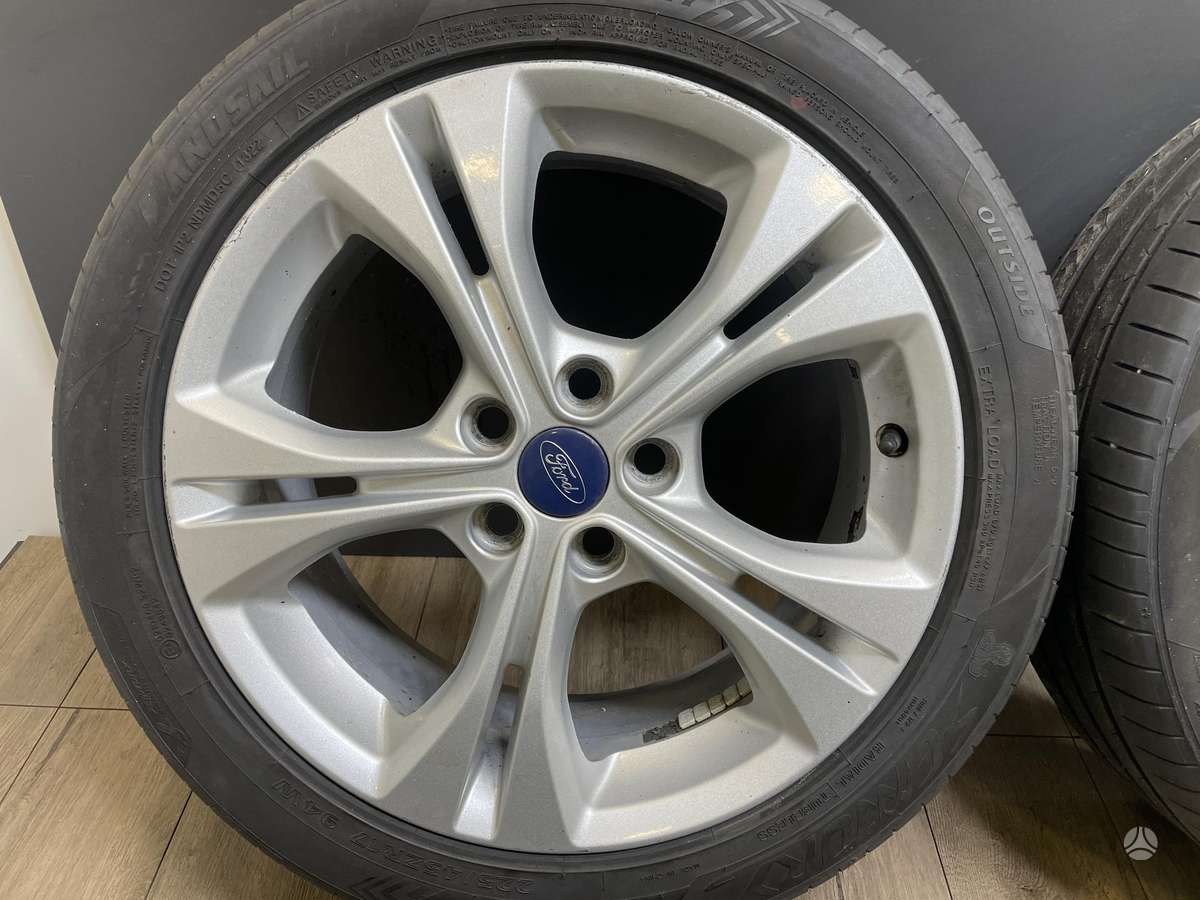 Ford, lengvojo lydinio, R17