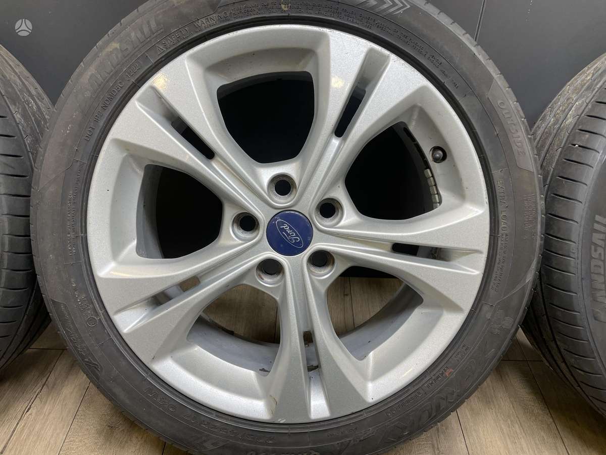 Ford, lengvojo lydinio, R17