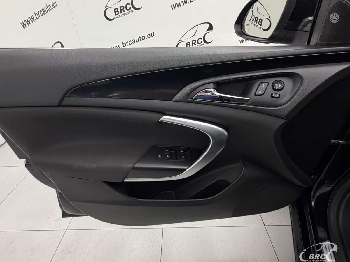 Opel Insignia, 2.0 l., wagon