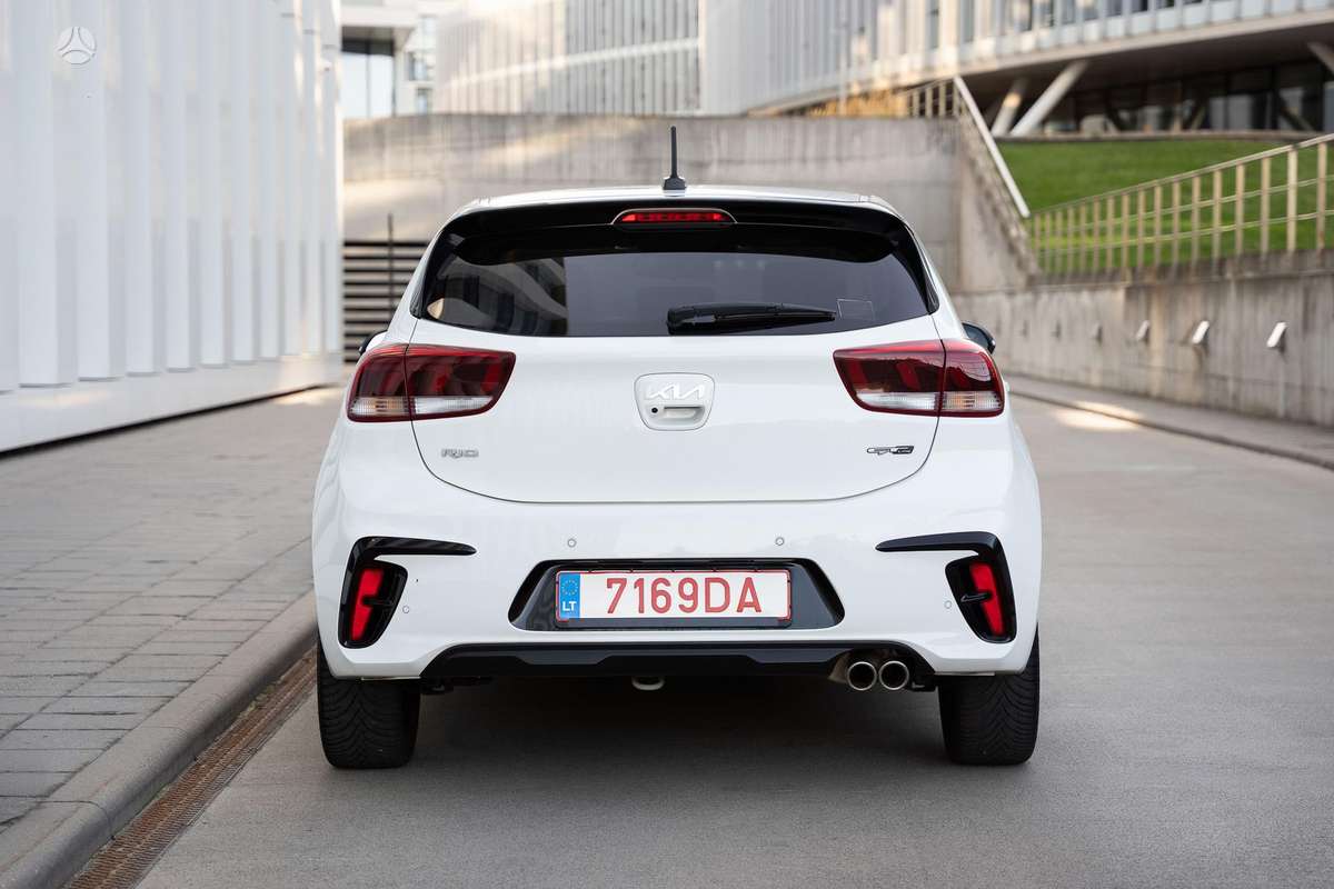 Kia Rio, 1.0 l., hatchback