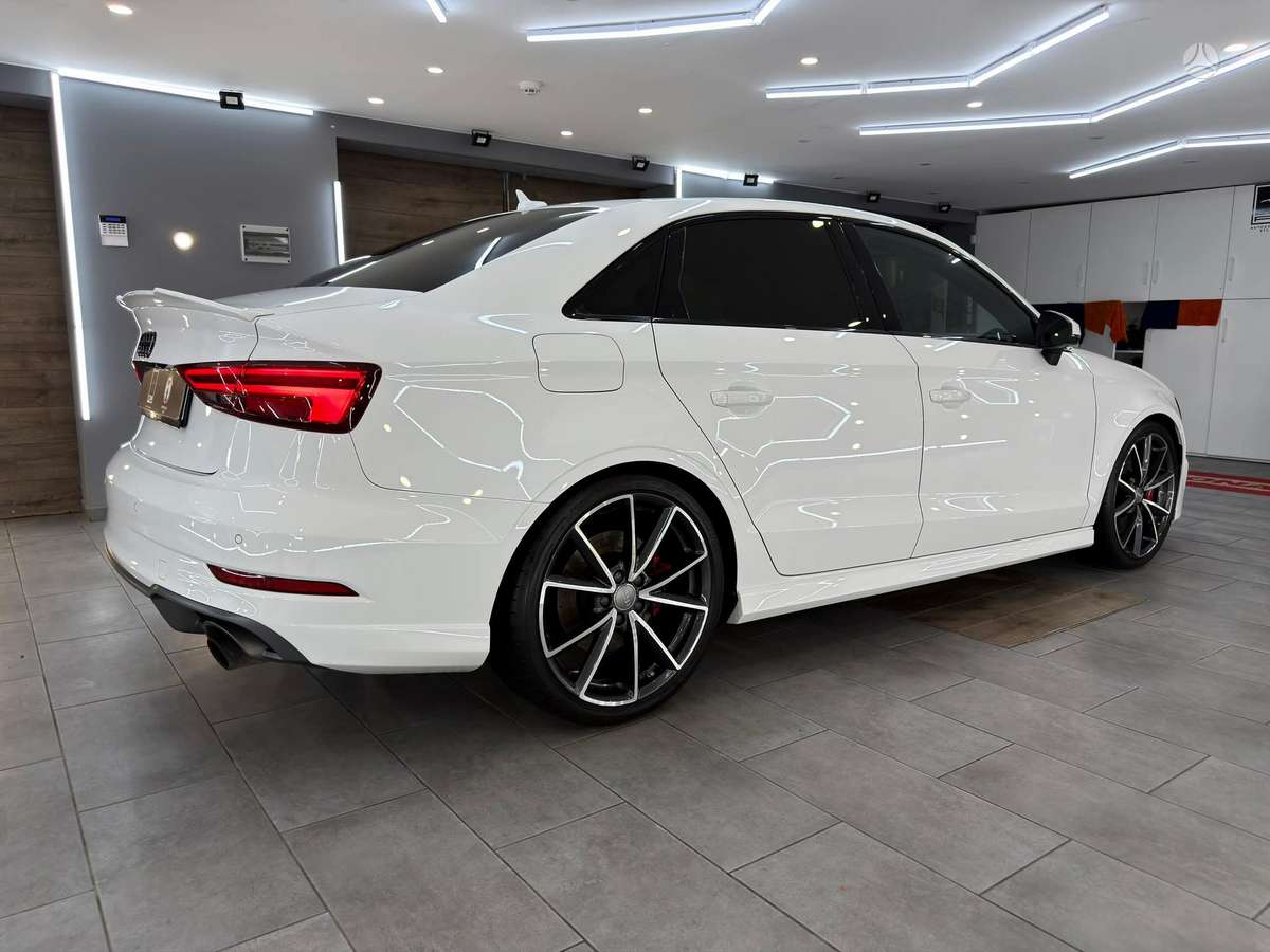 Audi A3, 2.0 l., Седан
