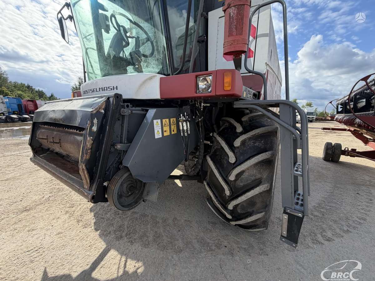 Rostselmash Acros 580, комбайны