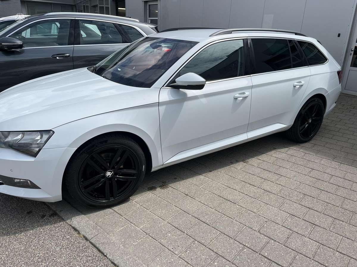 Skoda Superb, 1.6 l., Универсал
