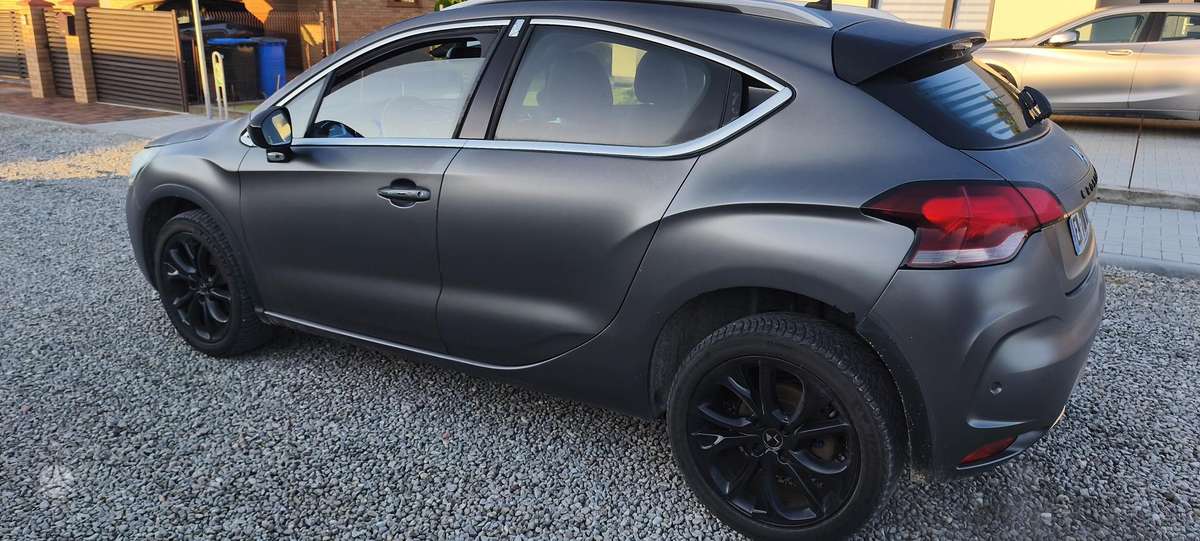 Citroen DS4, 1.2 l., Хэтчбек