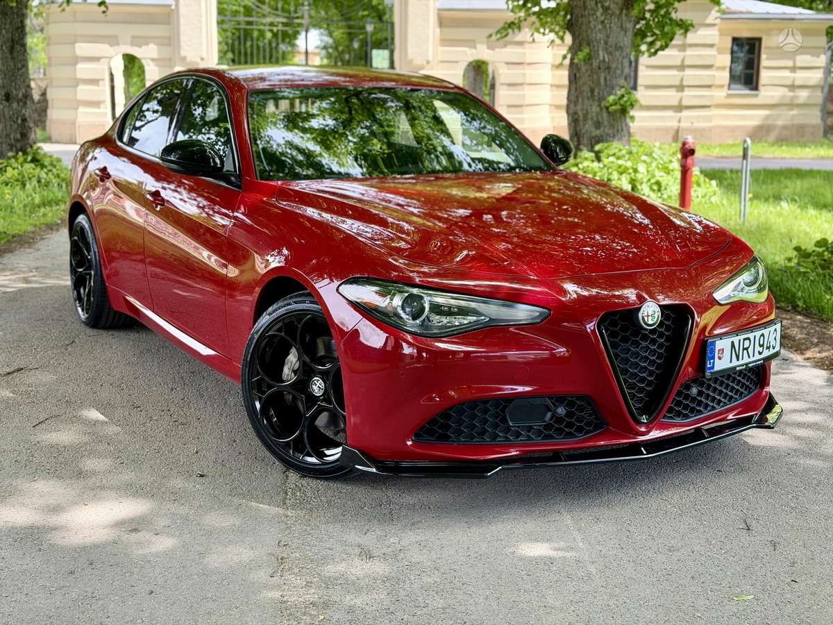 Alfa Romeo Giulia, 2.0 l., Седан