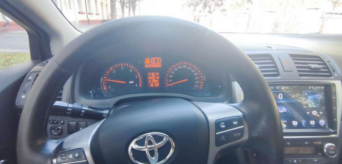 Toyota Avensis - 3