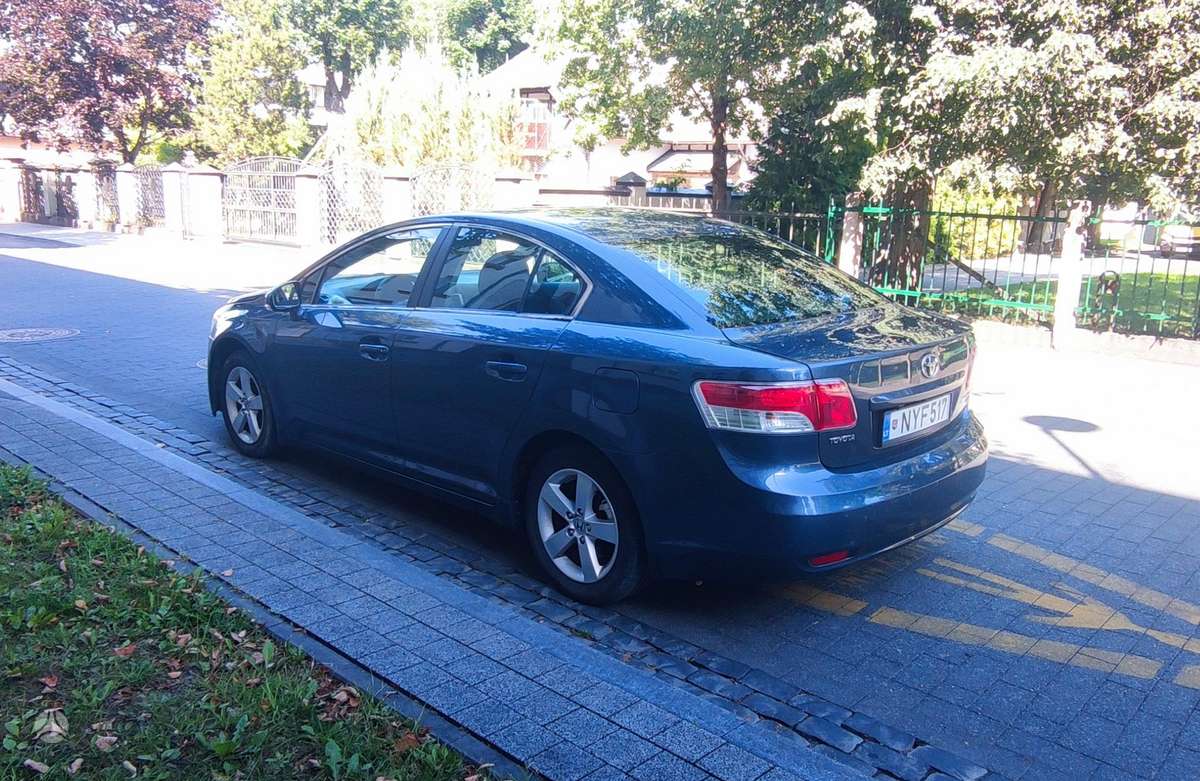 Toyota Avensis - 7