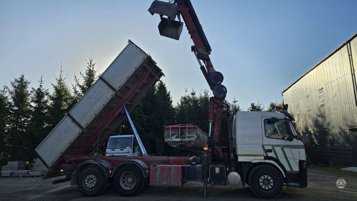 Volvo FM12, dumpers with crane