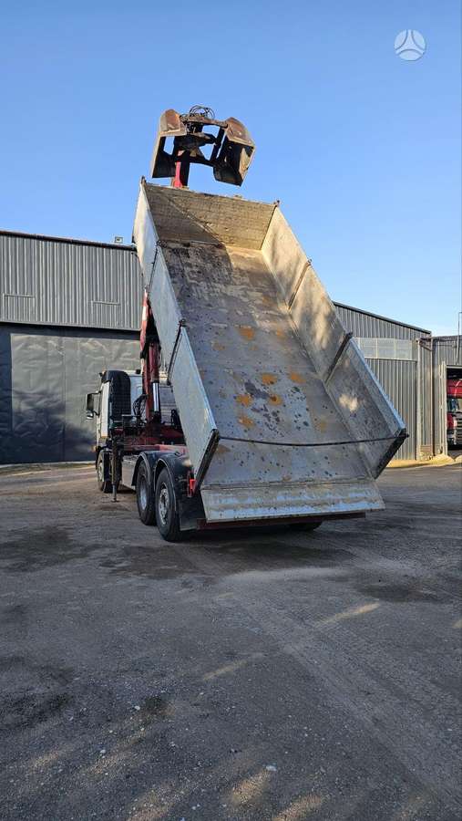 Volvo FM12, dumpers with crane