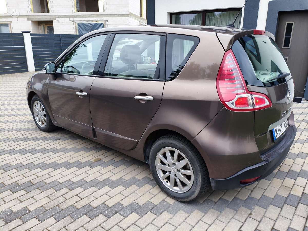Renault Scenic - 2