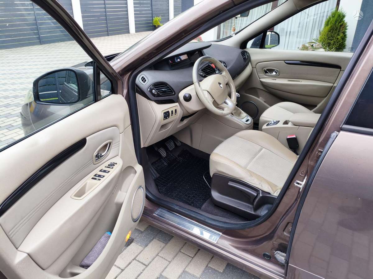 Renault Scenic - 6