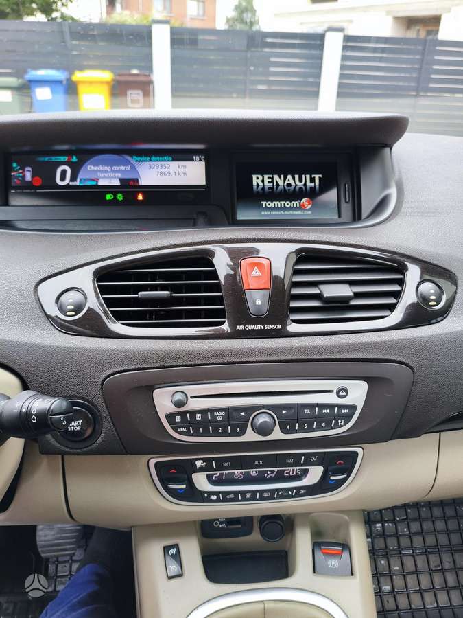 Renault Scenic - 10