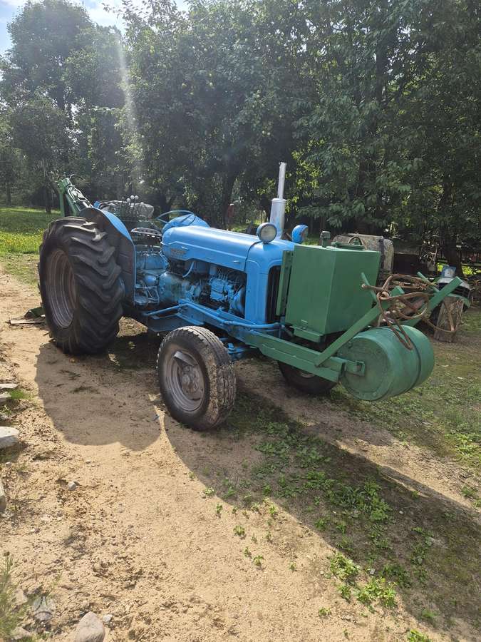 Ford Fordson, excavator