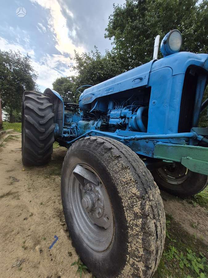 Ford Fordson, excavator