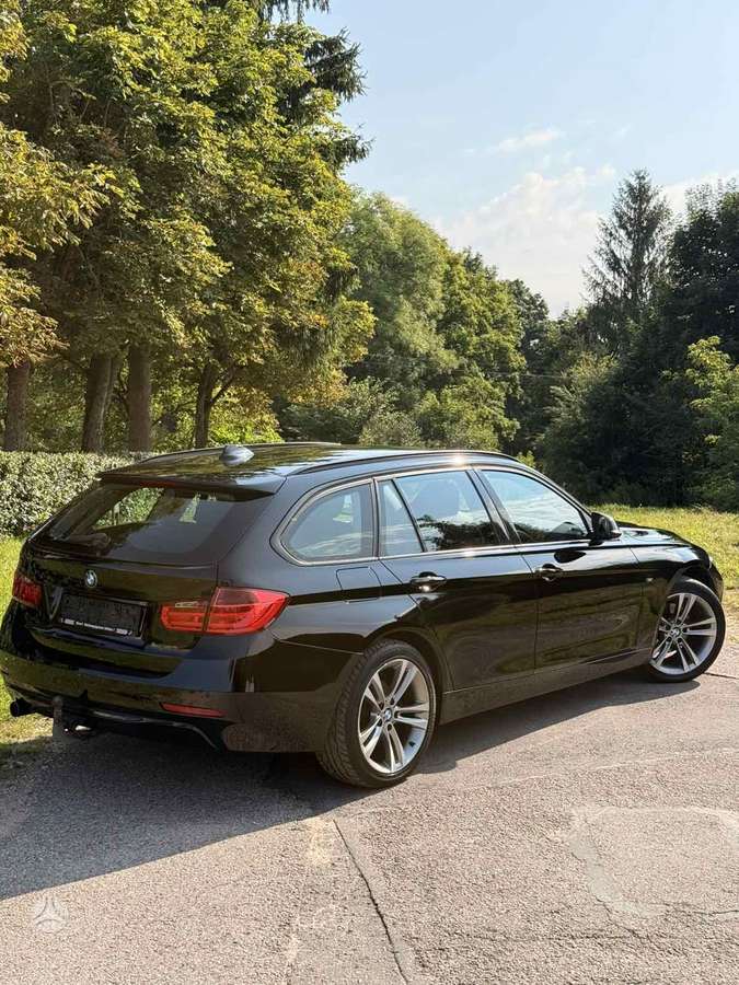 BMW 320, 2.0 l., wagon