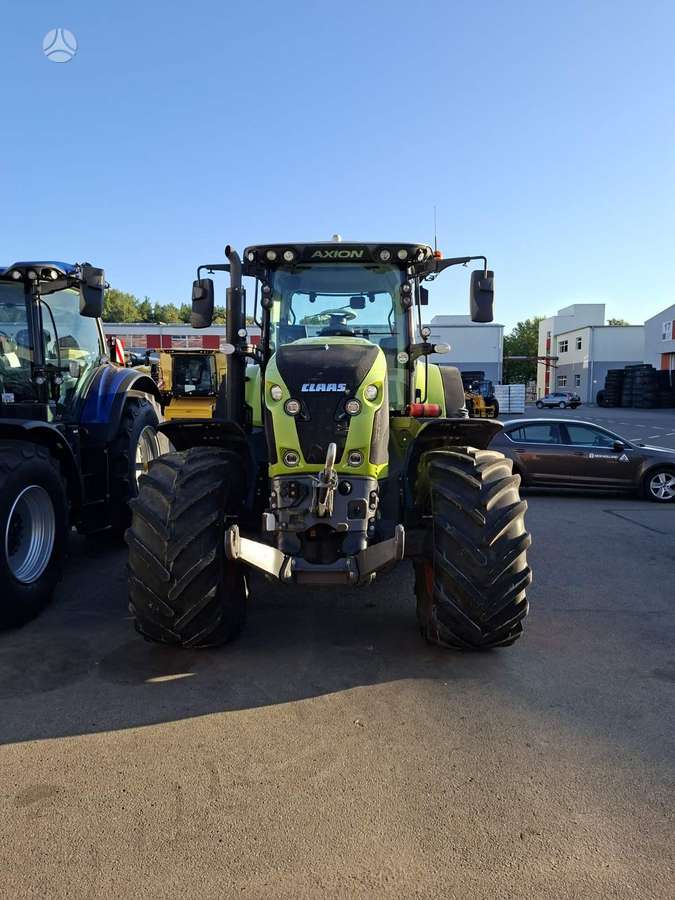 Claas Axion 830, traktoriai