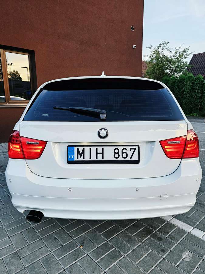 BMW 320, 2.0 l., wagon