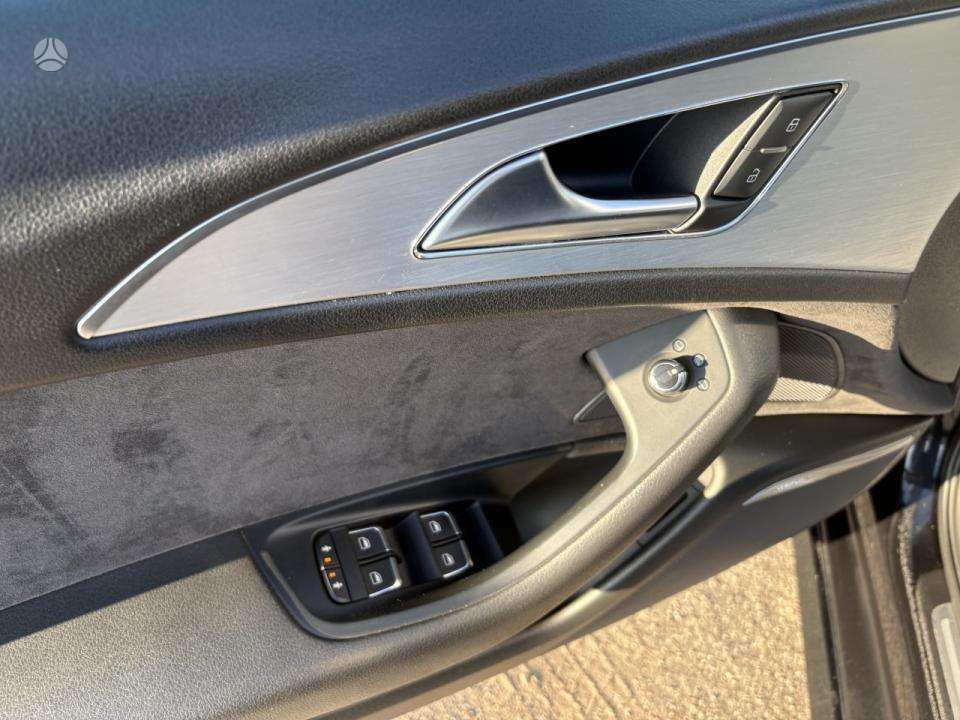 Audi A6, 3.0 l., universalas