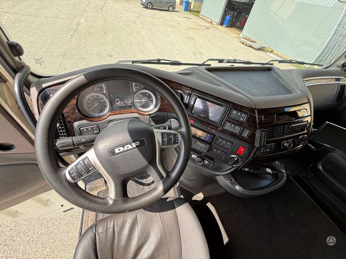DAF XF530, refrigerated trucks