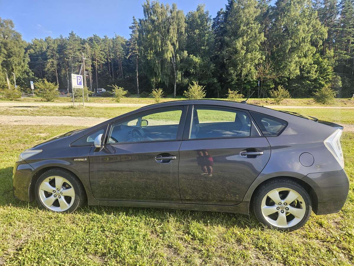 Toyota Prius - 2