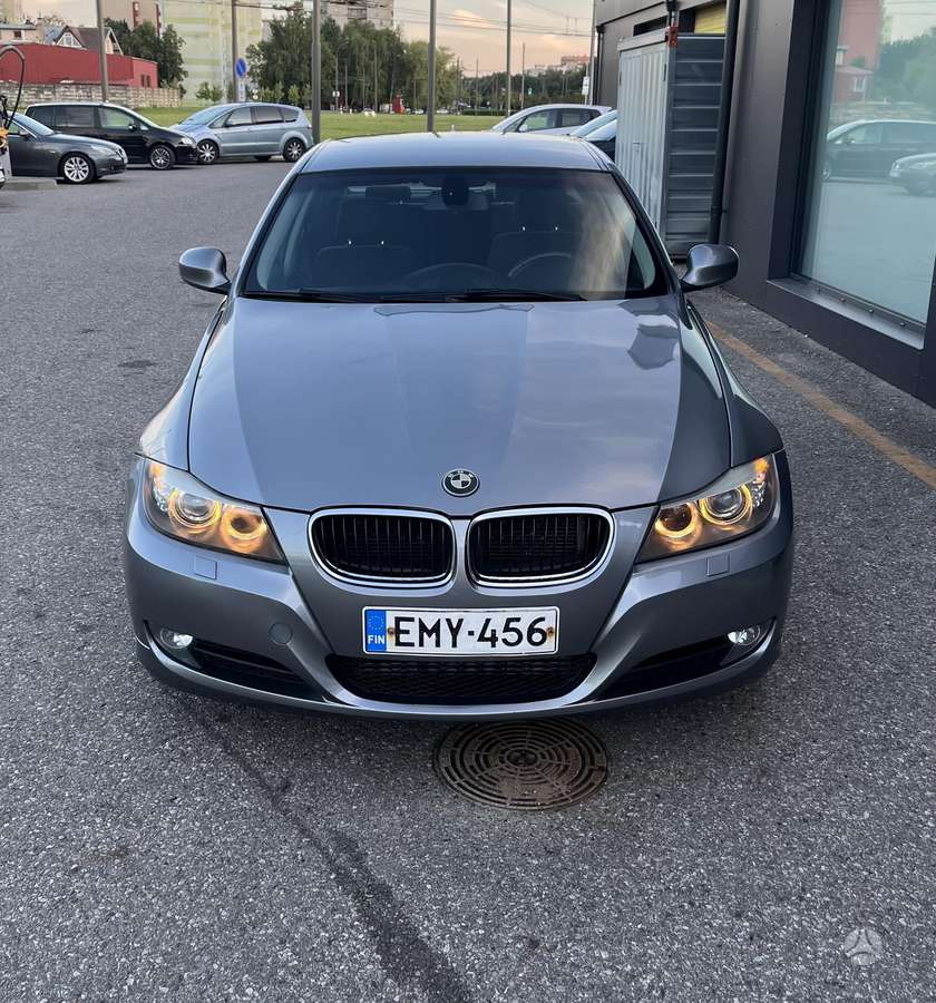 BMW 320, 2.0 l., Седан