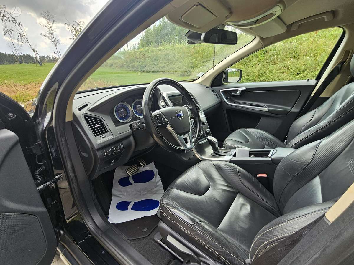 Volvo XC60 - 12