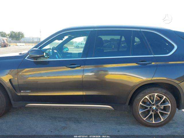 BMW X5, off-road / crossover
