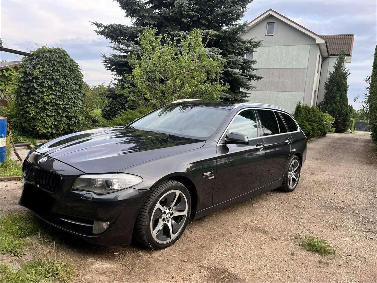 BMW 530