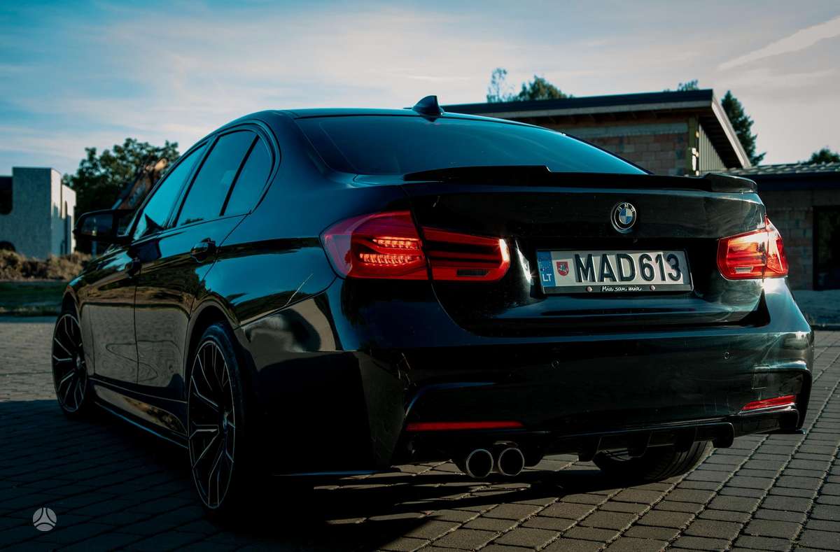 BMW 320, 2.0 l., Седан