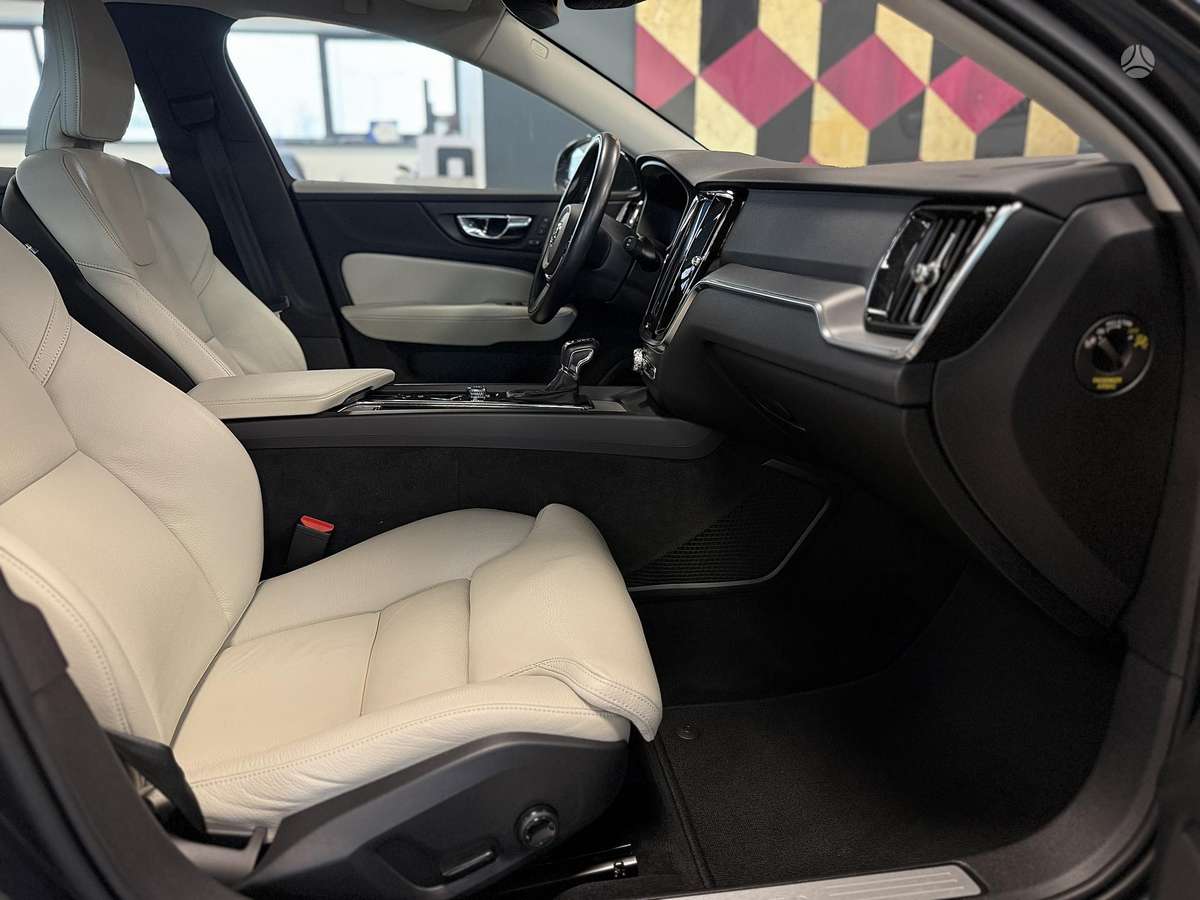 Volvo V60, 2.0 l., Универсал