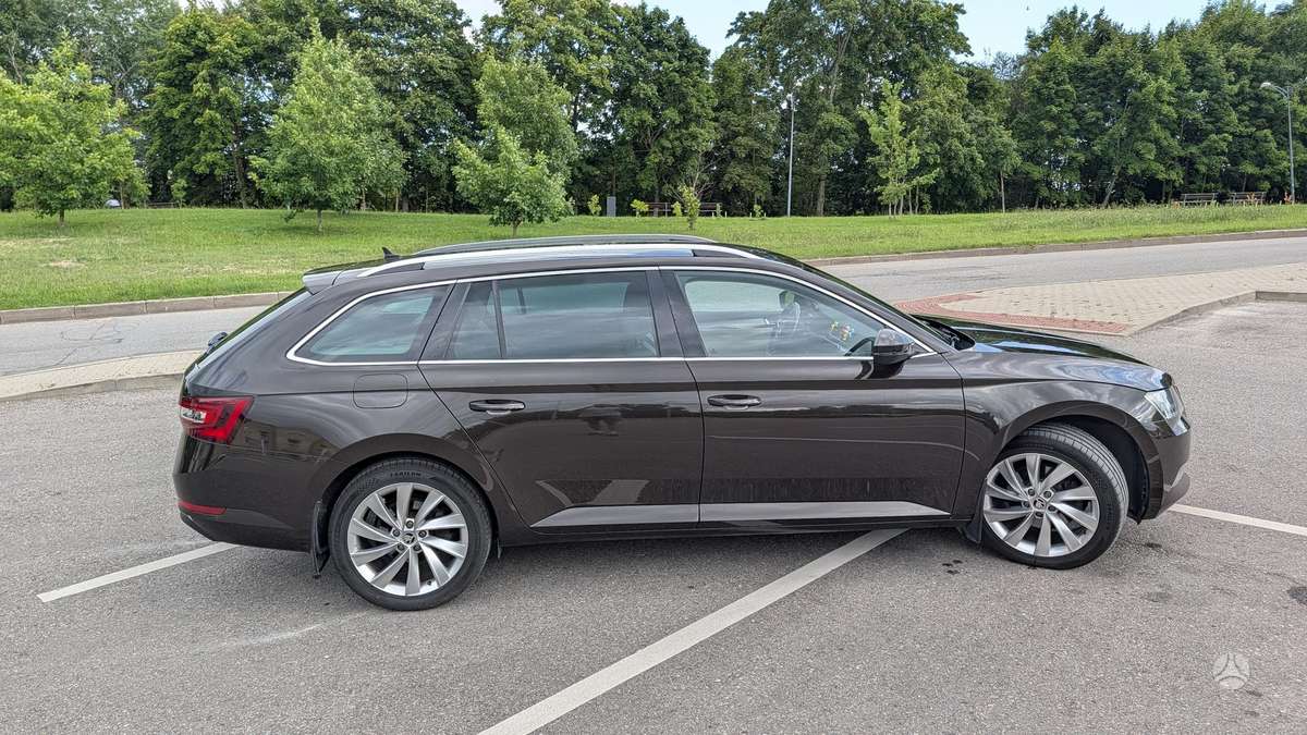 Skoda Superb, 1.8 l., Универсал