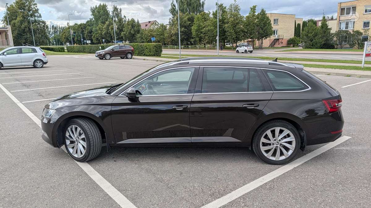 Skoda Superb, 1.8 l., Универсал