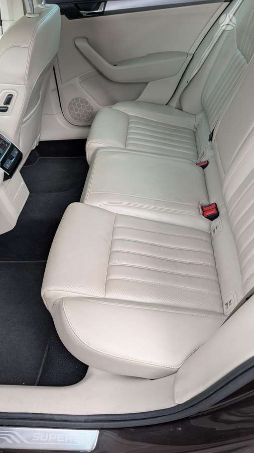 Skoda Superb, 1.8 l., Универсал