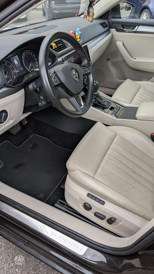 Skoda Superb, 1.8 l., Универсал