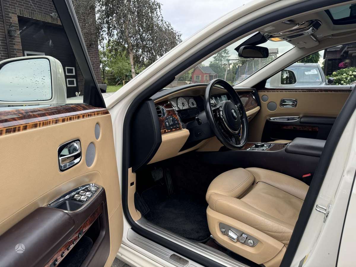Rolls-Royce Ghost, 6.6 l., Седан