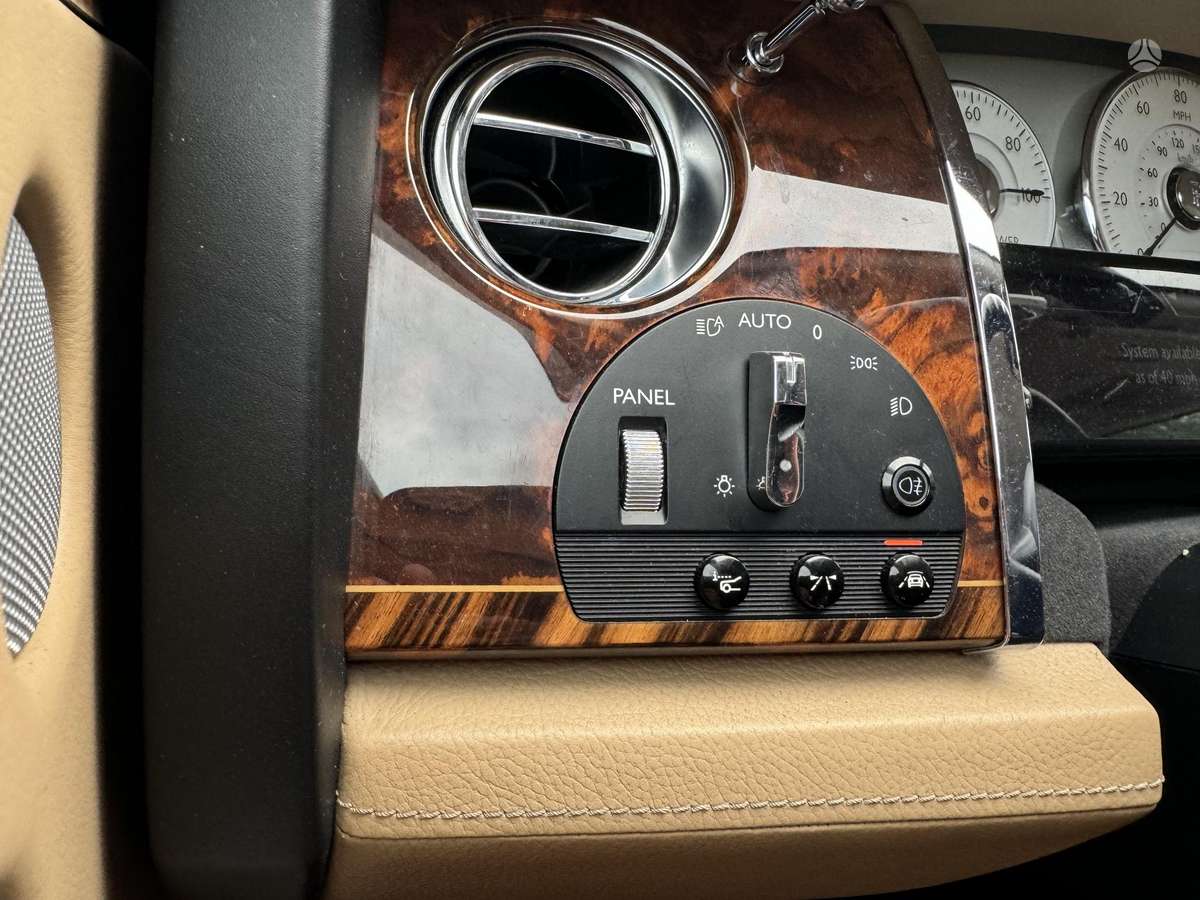 Rolls-Royce Ghost, 6.6 l., Седан