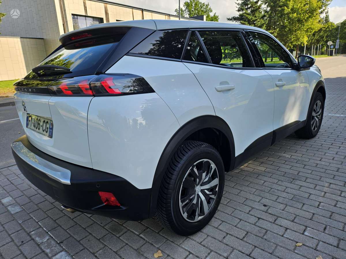 Peugeot 2008 - 4