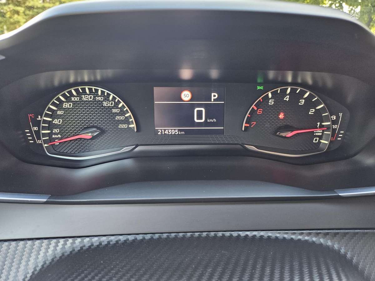 Peugeot 2008 - 10