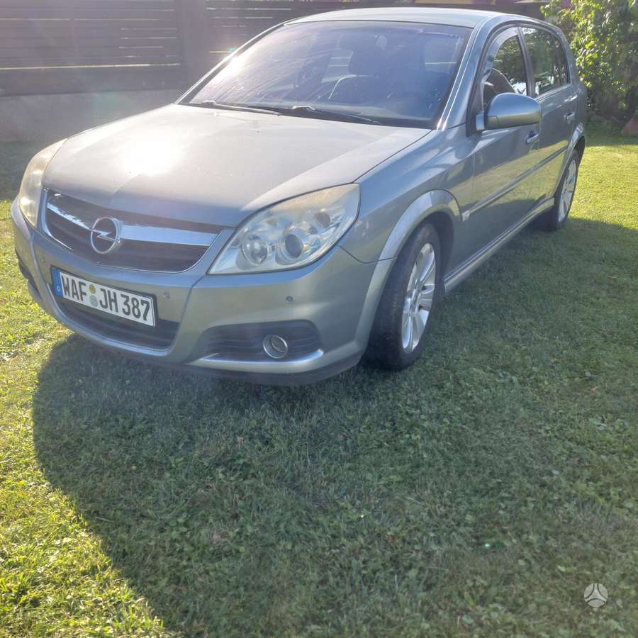 Opel Signum, 1.9 l., hatchback