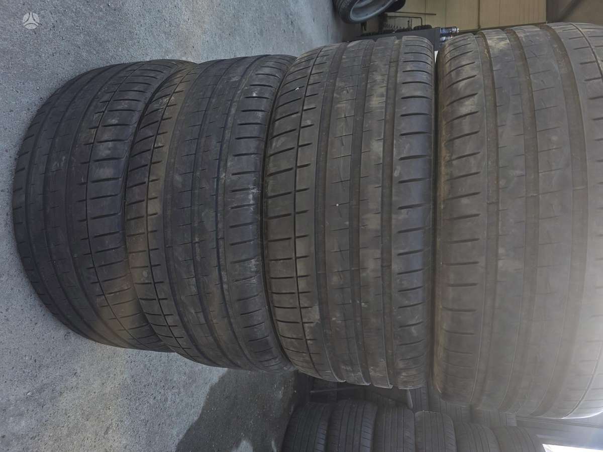 Vredestein 2022m, летние 255/40 R20