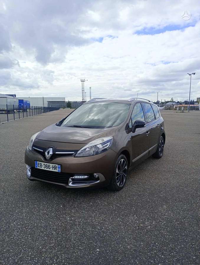 Renault Grand Scenic - 1