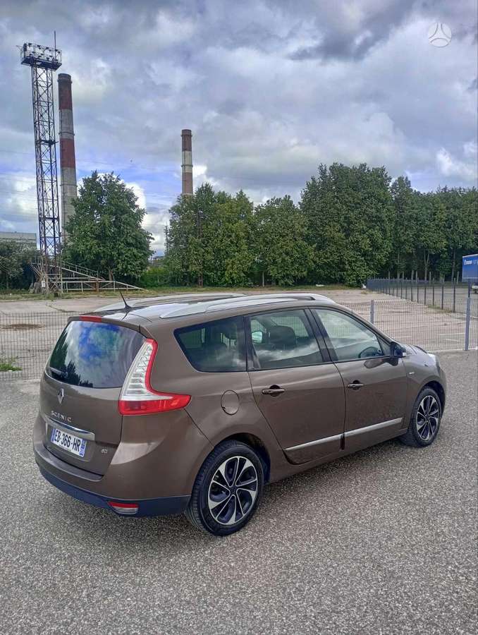Renault Grand Scenic - 3