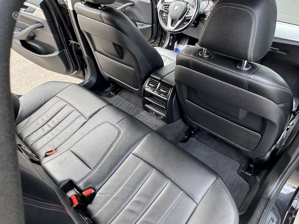 BMW 520, 2.0 l., wagon