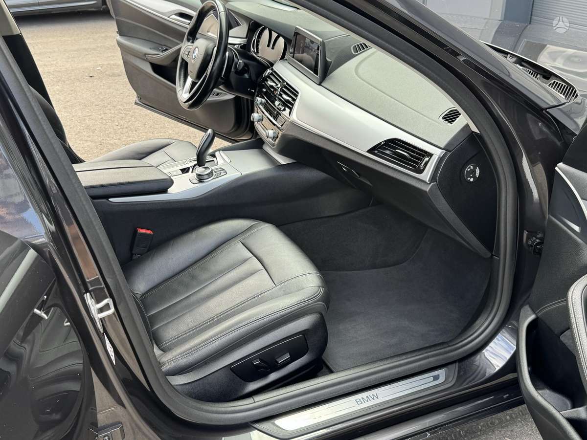 BMW 520, 2.0 l., wagon