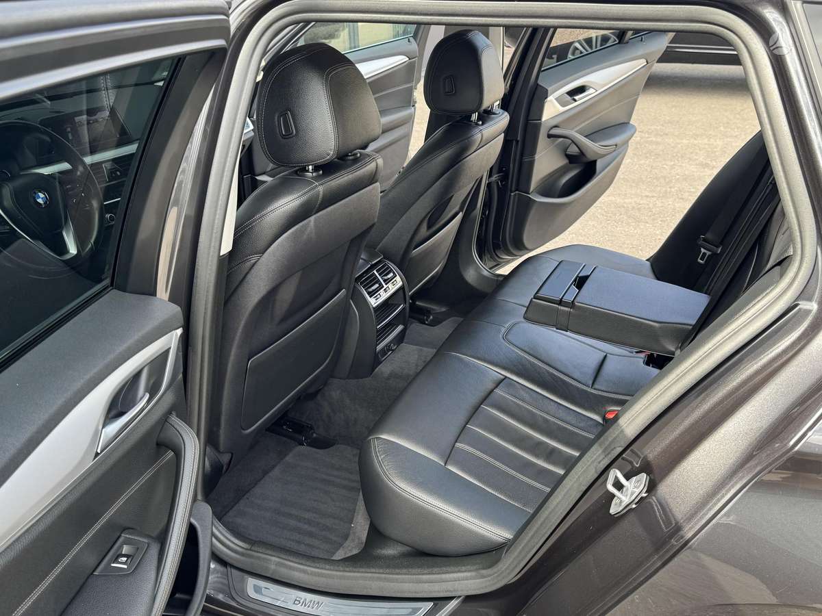 BMW 520, 2.0 l., Универсал