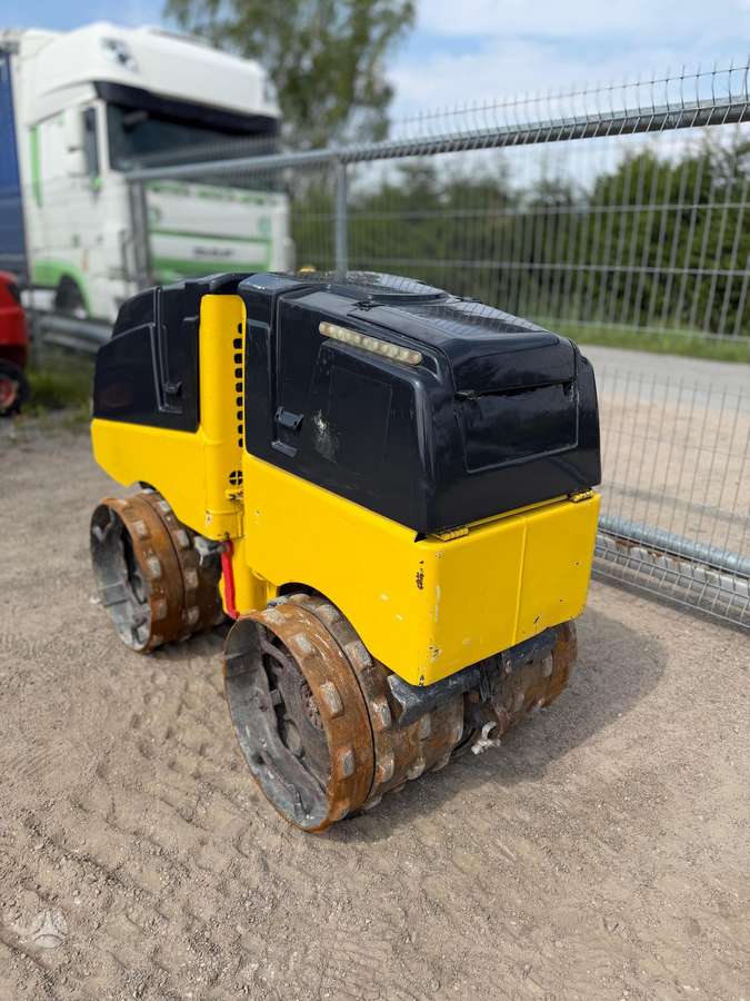 Bomag BMP8500, vibrator / compactor