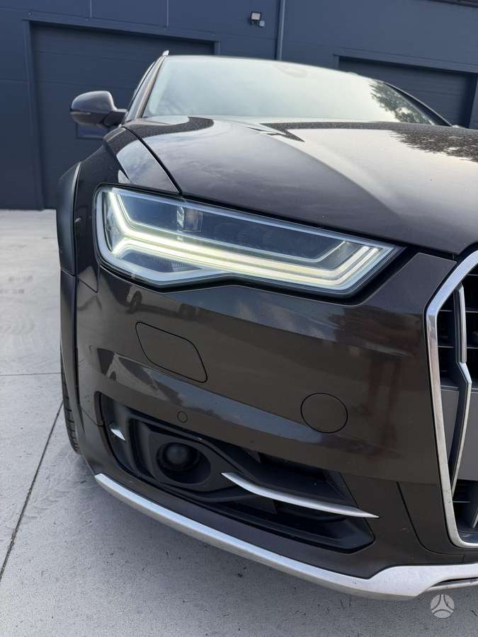Audi A6 allroad, 3.0 l., Универсал