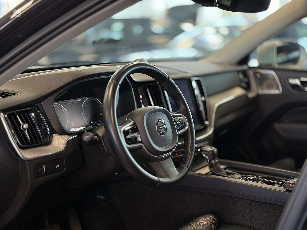 Volvo XC60 - 10