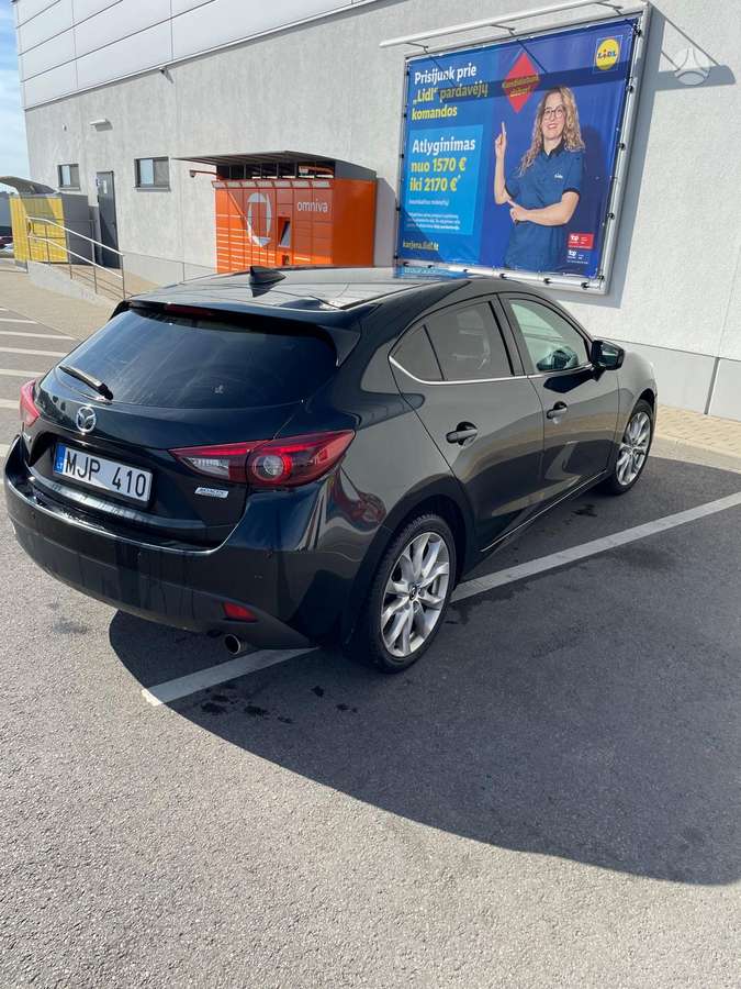 Mazda 3, 1.5 l., Хэтчбек
