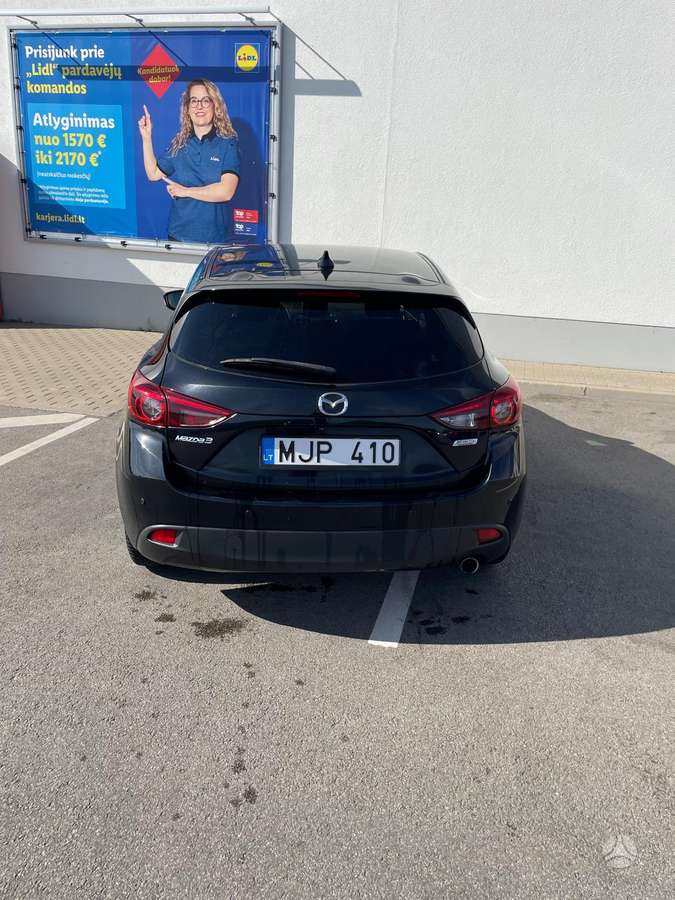 Mazda 3, 1.5 l., hatchback